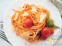 Фото приготовления рецепта: Спагетти в томатно-сливочном соусе - шаг №15