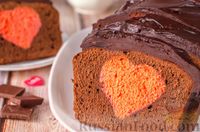 Фото к рецепту: Шоколадный кекс с сердечками