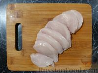 Фото приготовления рецепта: Куриное филе в томатном кляре - шаг №2
