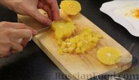 Фото приготовления рецепта: Апельсиновый кекс с сахарной глазурью - шаг №3