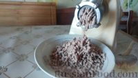 Фото приготовления рецепта: Блинчики на молоке, с начинкой из мяса и сыра - шаг №9