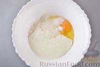 Фото приготовления рецепта: Оладьи на кефире, с сырной начинкой - шаг №3