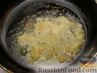 Фото приготовления рецепта: Крем-суп из сельдерея - шаг №3