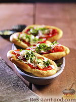 Фото к рецепту: Пицца с томатами