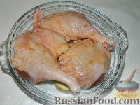 Фото приготовления рецепта: Ножки пекинской утки с яблоками - шаг №8