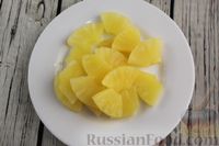 Фото приготовления рецепта: Канапе с ананасом - шаг №3