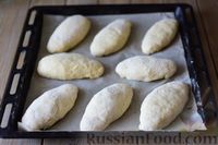 Фото приготовления рецепта: Дрожжевые пирожки с капустой, тушенной в молоке - шаг №21