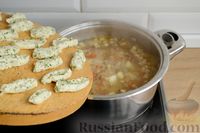 Фото приготовления рецепта: Грибной суп с клецками - шаг №14