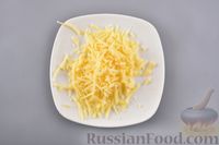 Фото приготовления рецепта: Омлет с фасолью, овощами и сыром - шаг №8