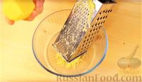 Фото приготовления рецепта: Картофельно-творожные оладьи - шаг №2