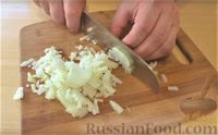 Фото приготовления рецепта: Булочки-кармашки с копчёностями, овощами и сыром - шаг №7