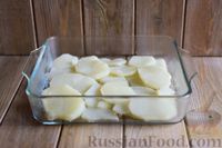 Фото приготовления рецепта: Картофельная запеканка с мясом и помидорами под сыром - шаг №9