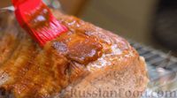 Фото приготовления рецепта: Запечённое мясо в яблочной глазури - шаг №13