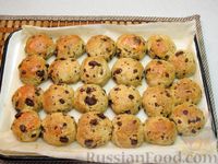 Фото приготовления рецепта: Мягкое печенье с шоколадом и апельсиновой цедрой - шаг №10