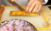 Фото приготовления рецепта: Блины с сёмгой, свёклой и сливочным сыром - шаг №12