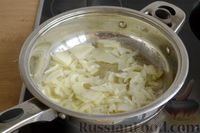 Фото приготовления рецепта: Куриные фрикадельки в грибном соусе (на сковороде) - шаг №10