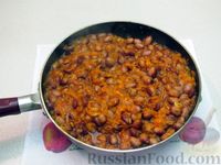 Фото приготовления рецепта: Фасоль с овощами в томатном соусе - шаг №13