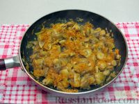 Фото приготовления рецепта: Фасолевый суп со свиными рёбрами и шампиньонами - шаг №12