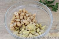 Фото приготовления рецепта: Салат из грибов с кукурузой и фасолью - шаг №4