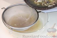 Фото приготовления рецепта: Крем-суп из шампиньонов и картофеля - шаг №6