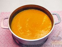 Фото приготовления рецепта: Морковный суп-пюре с яблоками и моцареллой - шаг №8