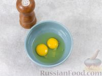 Фото приготовления рецепта: Тушёная стручковая фасоль с яйцами - шаг №5
