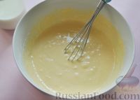 Фото приготовления рецепта: Заварные блины на молоке и кипятке - шаг №7