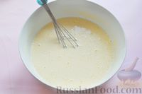 Фото приготовления рецепта: Заварные блины на молоке и кипятке - шаг №10