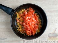 Фото приготовления рецепта: Суп с фрикадельками, рисом и грецкими орехами - шаг №10