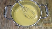 Фото приготовления рецепта: Медовый торт "Кокетка" со сливочно-сырным кремом - шаг №3