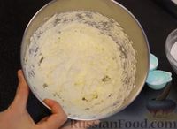 Фото приготовления рецепта: Песочный торт "Муравейник" - шаг №3