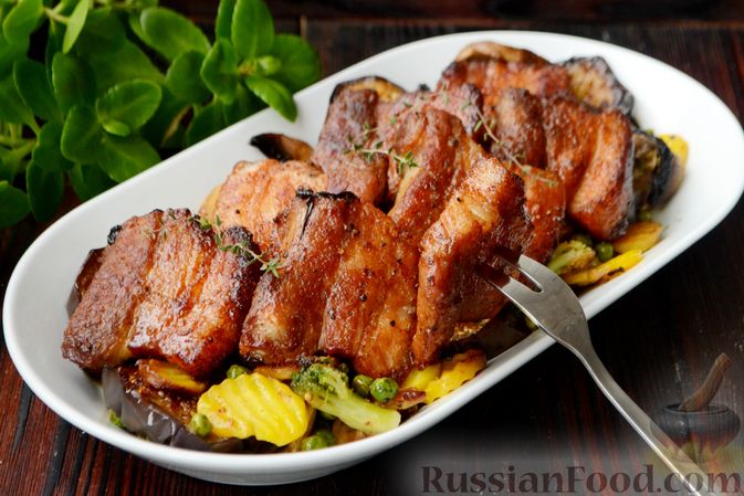Запеченные свиные ребрышки со свежими овощами – пошаговый рецепт приготовления с фото