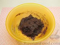 Фото приготовления рецепта: Шоколадно-кофейные блинчики на молоке - шаг №5