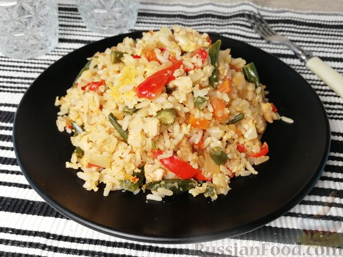 Курица терияки с рисом и овощами
