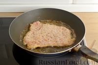Фото приготовления рецепта: Шницель из свинины с соевым соусом - шаг №8