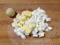 Фото приготовления рецепта: Салат с курицей, яблоками и мандаринами - шаг №7