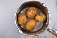 Фото приготовления рецепта: Картофельные "лодочки" с сырно-грибной начинкой (в духовке) - шаг №2