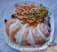 Фото к рецепту: Рис с морепродуктами и овощами