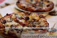 Фото к рецепту: Пицца с салями и маслинами