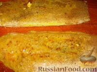 Фото приготовления рецепта: Рыба в картофельной чешуе - шаг №3
