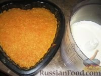 Фото приготовления рецепта: Морковно-творожный пирог - шаг №6