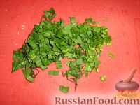 Фото приготовления рецепта: Салат с черемшой "Весенняя поляна" - шаг №1