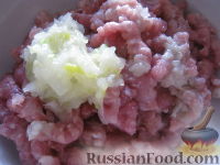 Фото приготовления рецепта: Суп с фрикадельками и зеленым горошком "Дачный" - шаг №7