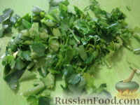 Фото приготовления рецепта: Суп с фрикадельками и зеленым горошком "Дачный" - шаг №12