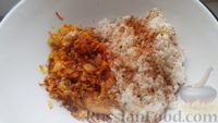 Фото приготовления рецепта: Котлеты из риса и чечевицы, в томатном соусе - шаг №11
