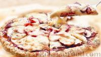 Фото к рецепту: Пицца на корже из куриного фарша, с грибами и колбасками