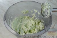 Фото приготовления рецепта: Творожная намазка с чесноком, луком и зеленью, для бутербродов - шаг №6