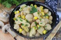 Фото к рецепту: Салат из грибов с кукурузой и фасолью