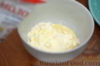 Фото приготовления рецепта: Творожные бездрожжевые куличи с глазурью из сухого молока и сгущёнки - шаг №17