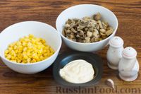 Фото приготовления рецепта: Куриное филе с замороженными овощами и соевым соусом (на сковороде) - шаг №1